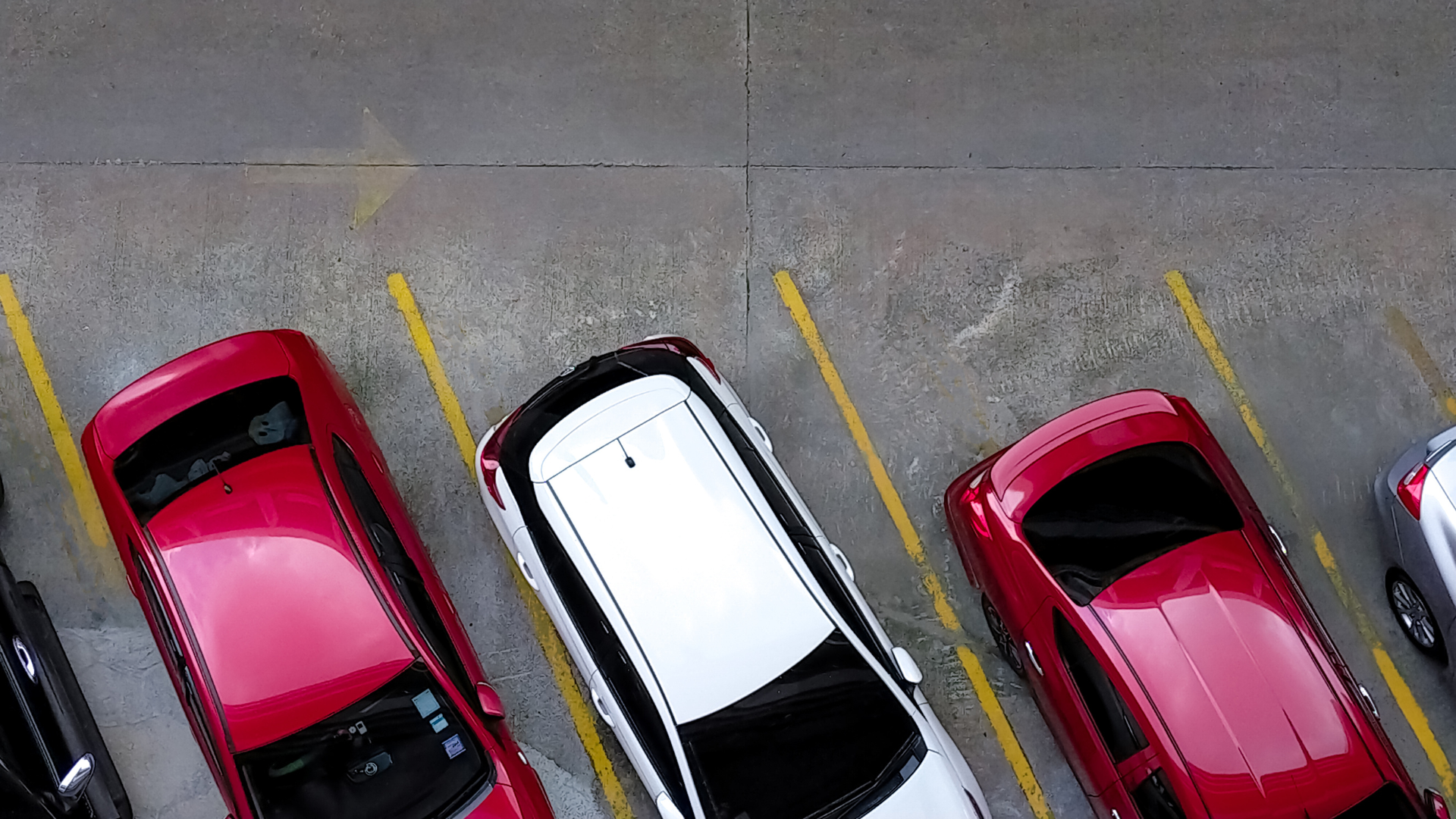 autos dans un stationnement