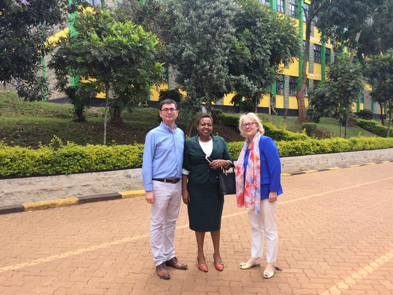 Kenya - Benoit Lanciault, Emily MAINA du ministère de l’Éducation du Kenya, Marcelle St-Pierre du Collège Communautaire du Nouveau-Brunswick, à la Polytechnic de Nyeri