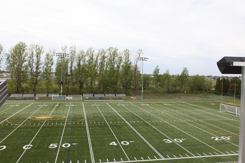 Stade Alphonse-Desjardins - équipements