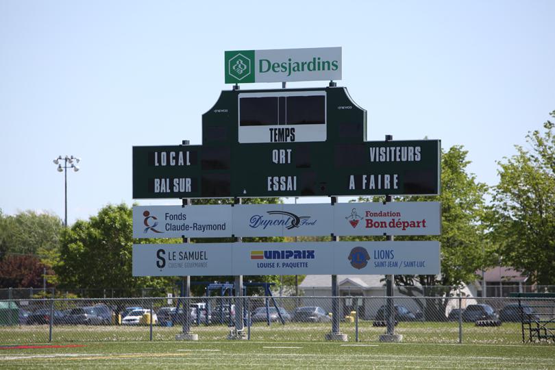 Stade Alphonse-Desjardins - équipements