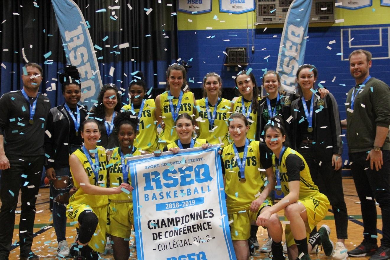 2018-2019 BASKETBALL FÉMININ DIVISION 2 : Championne de saison; Or au championnat de conférence; Or au championnat provincial. Saison parfaite de 20-0. 