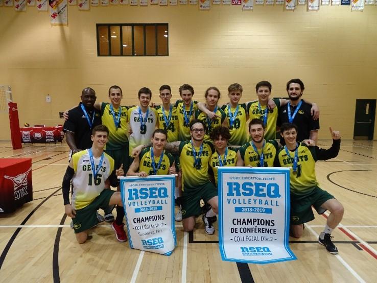 2018-2019 VOLLEYBALL MASCULIN DIVISION 2 : Champion de saison - conférence Sud-Ouest; Or au championnat de conférence; 3e au championnat provincial.