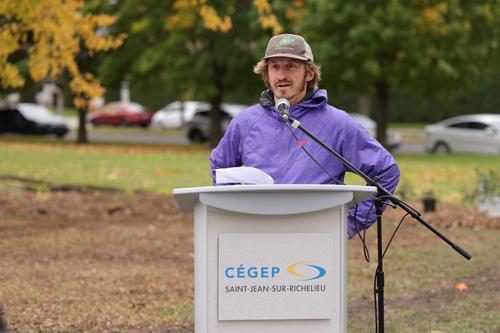 Une toute nouvelle forêt nourricière pour le Cégep Saint-Jean-sur-Richelieu