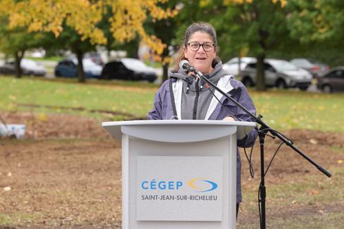 Une toute nouvelle forêt nourricière pour le Cégep Saint-Jean-sur-Richelieu