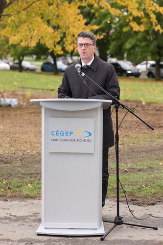 Une toute nouvelle forêt nourricière pour le Cégep Saint-Jean-sur-Richelieu