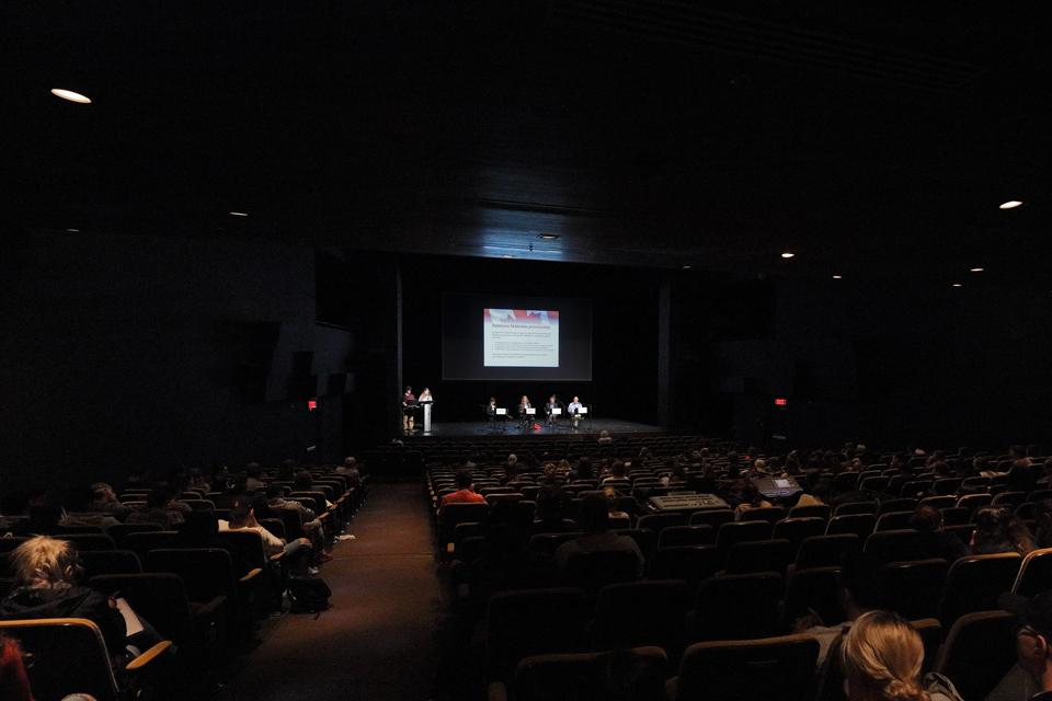 Salle du débat électoral de 2019 