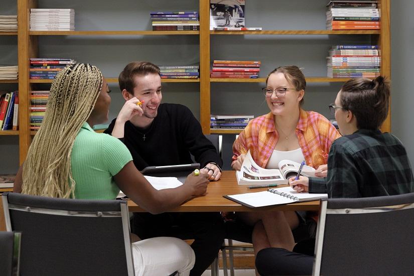 Étudiants au CAASH