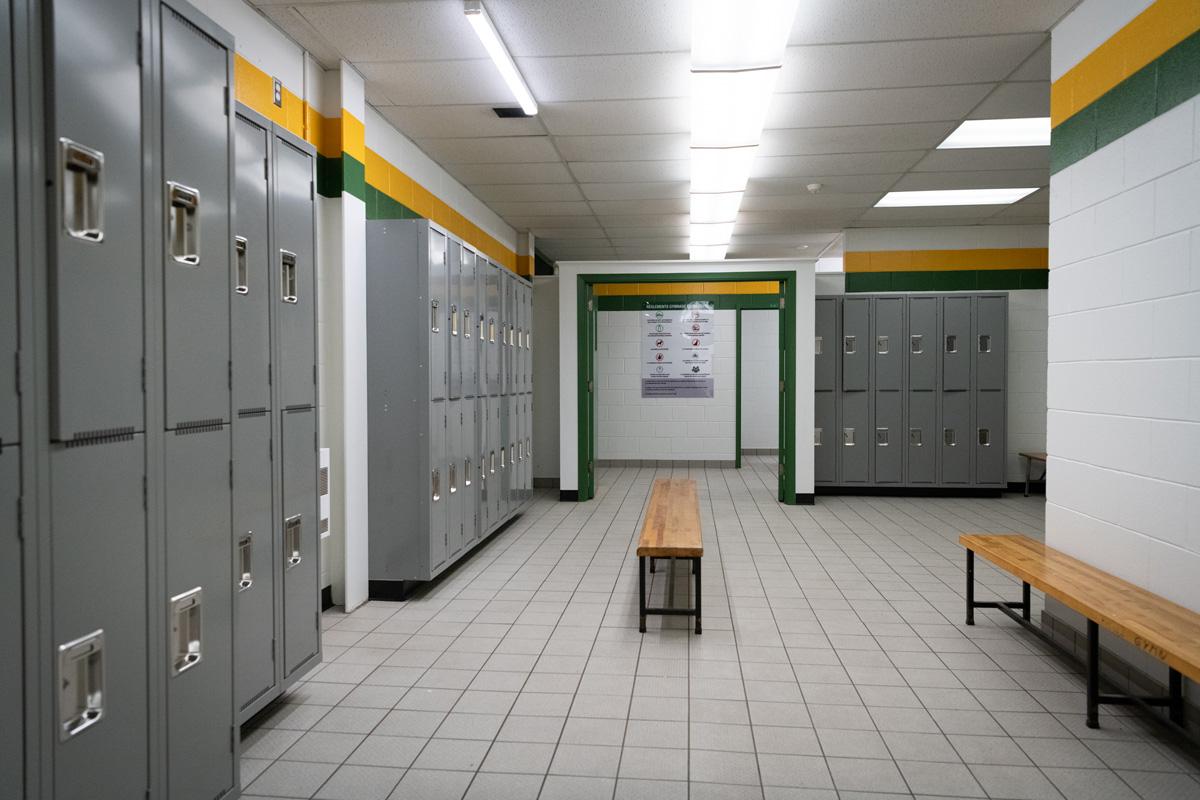 Vestiaires du gymnase - septembre 2025