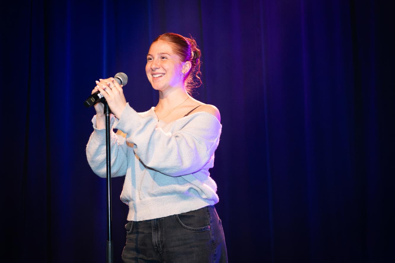 emilie_savoie_-_cegeps_en_spectacle