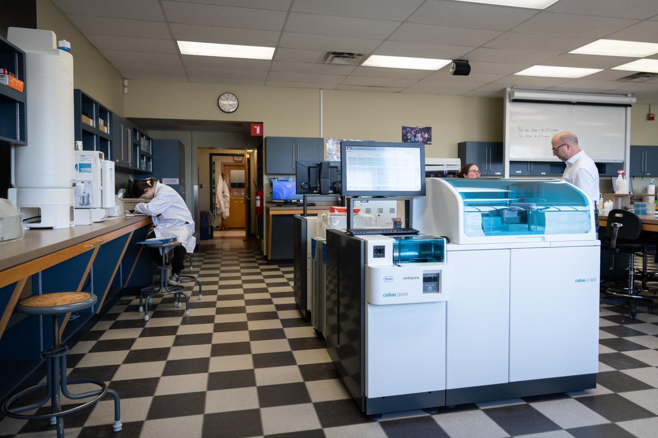 Nouveau appareil automatisé TAB