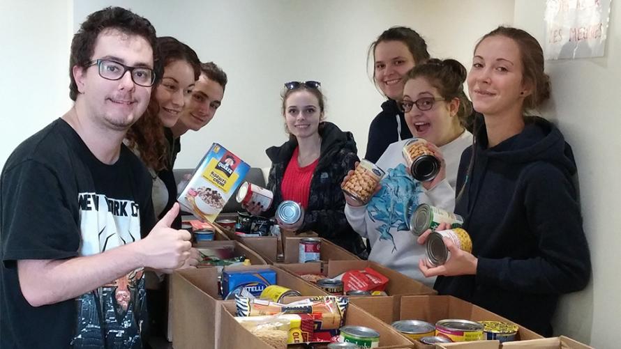 La communauté collégiale du Cégep Saint‐Jean‐sur‐Richelieu est invitée à participer généreusement à la Campagne Noël sans faim!