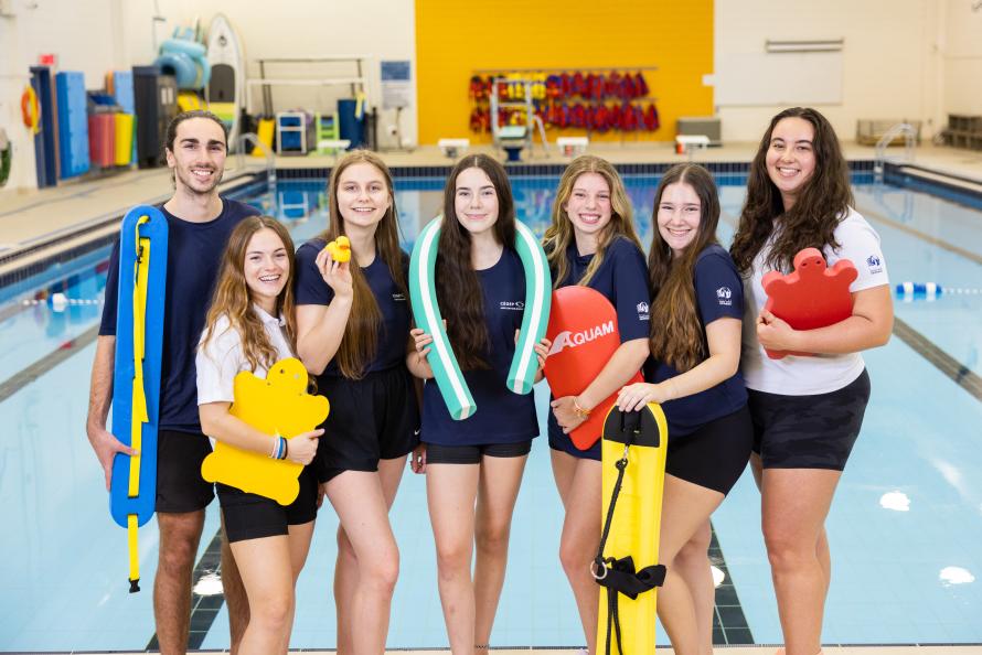 Équipe employés piscines Cégep