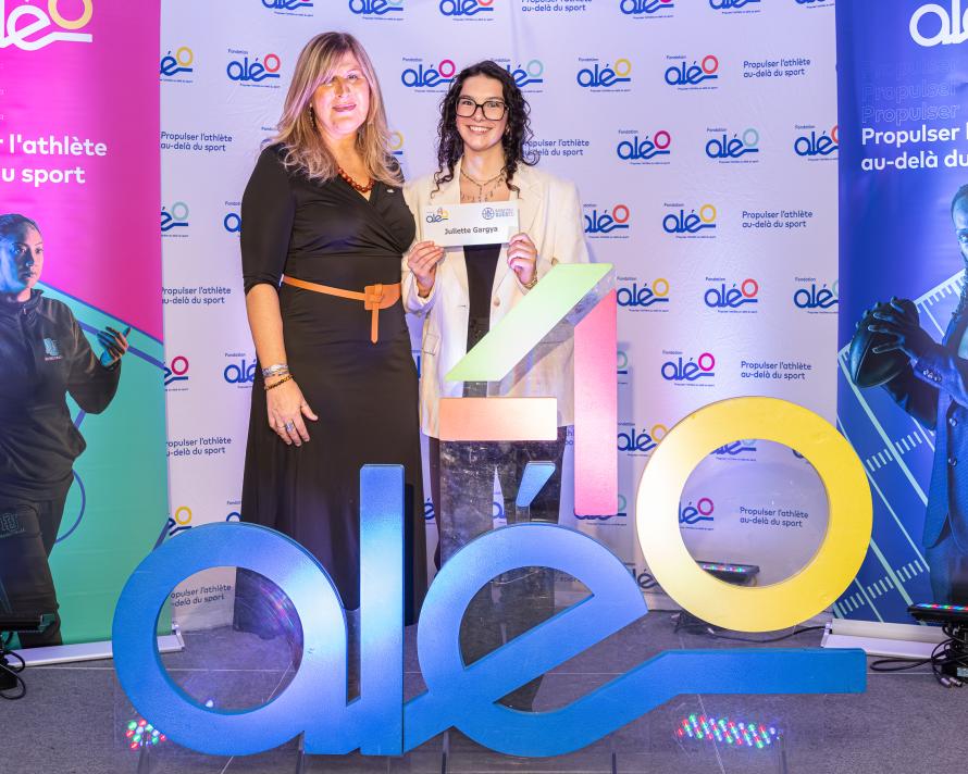 Patricia Demers, directrice générale de la Fondation Aléo, et Juliette Gargya.   Crédit photo : Nathan Brunet 