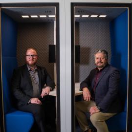M. Yan Rousselle, directeur général de la Fondation; Yves Bisson, directeur général des Caisses Desjardins du Haut-Richelieu et donateur pour le projet porteur